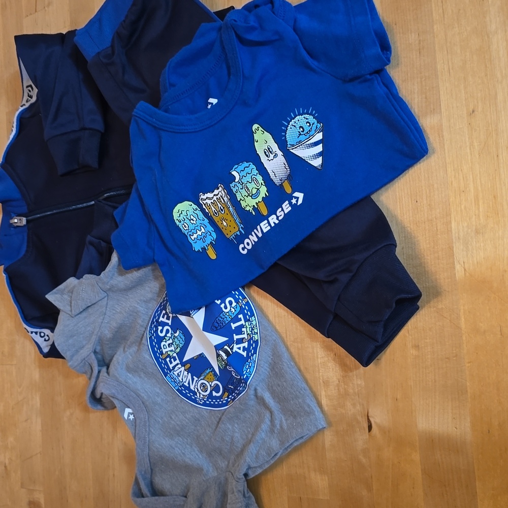 Converse Chuck Taylor 12 Month 4 Piece Set